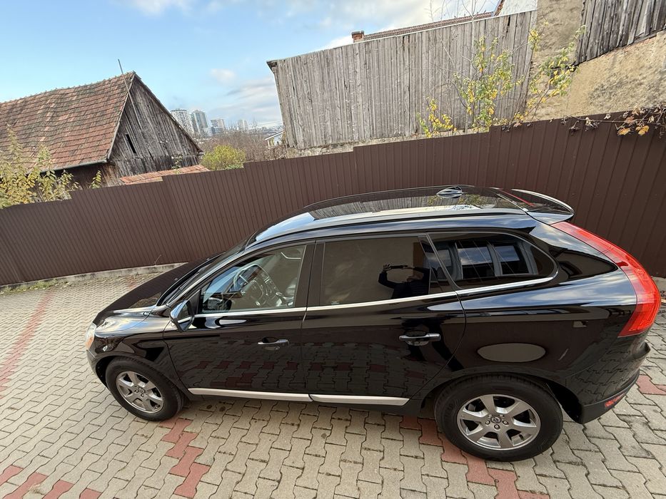Primul proprietar,Volvo XC60,D5AWDS,2 400,205 CP,4/4