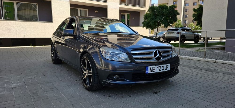 Mercedes.c220.An 2010.E5.177cp
