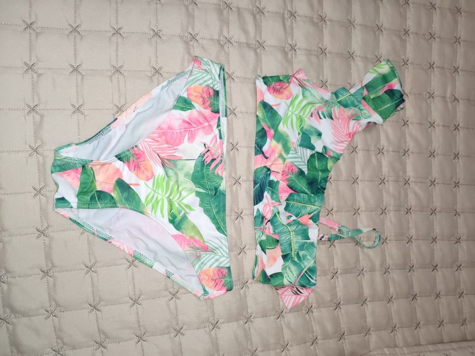 Costum de baie nou- 10-11 ani