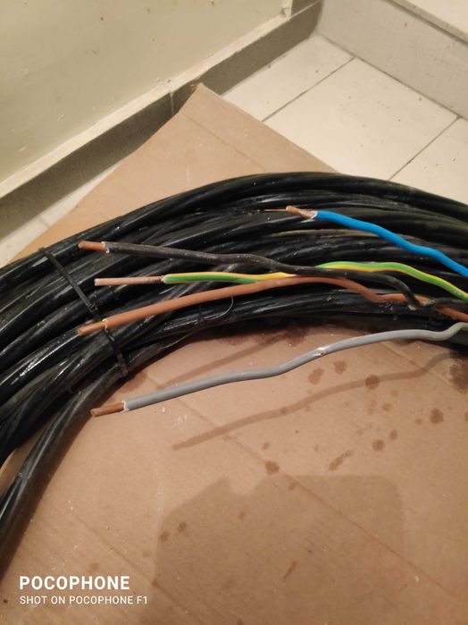 Захранващ кабел 5 x 16 m2 CBT  с медни плътни жила.