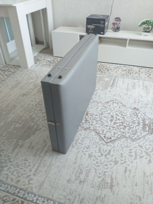 Продаю массажный стол