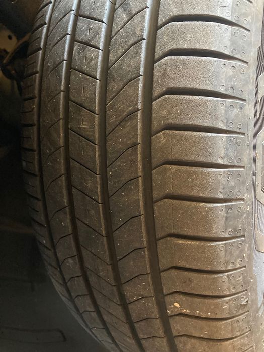 Anvelope de vară Nexen 215 55 R 18