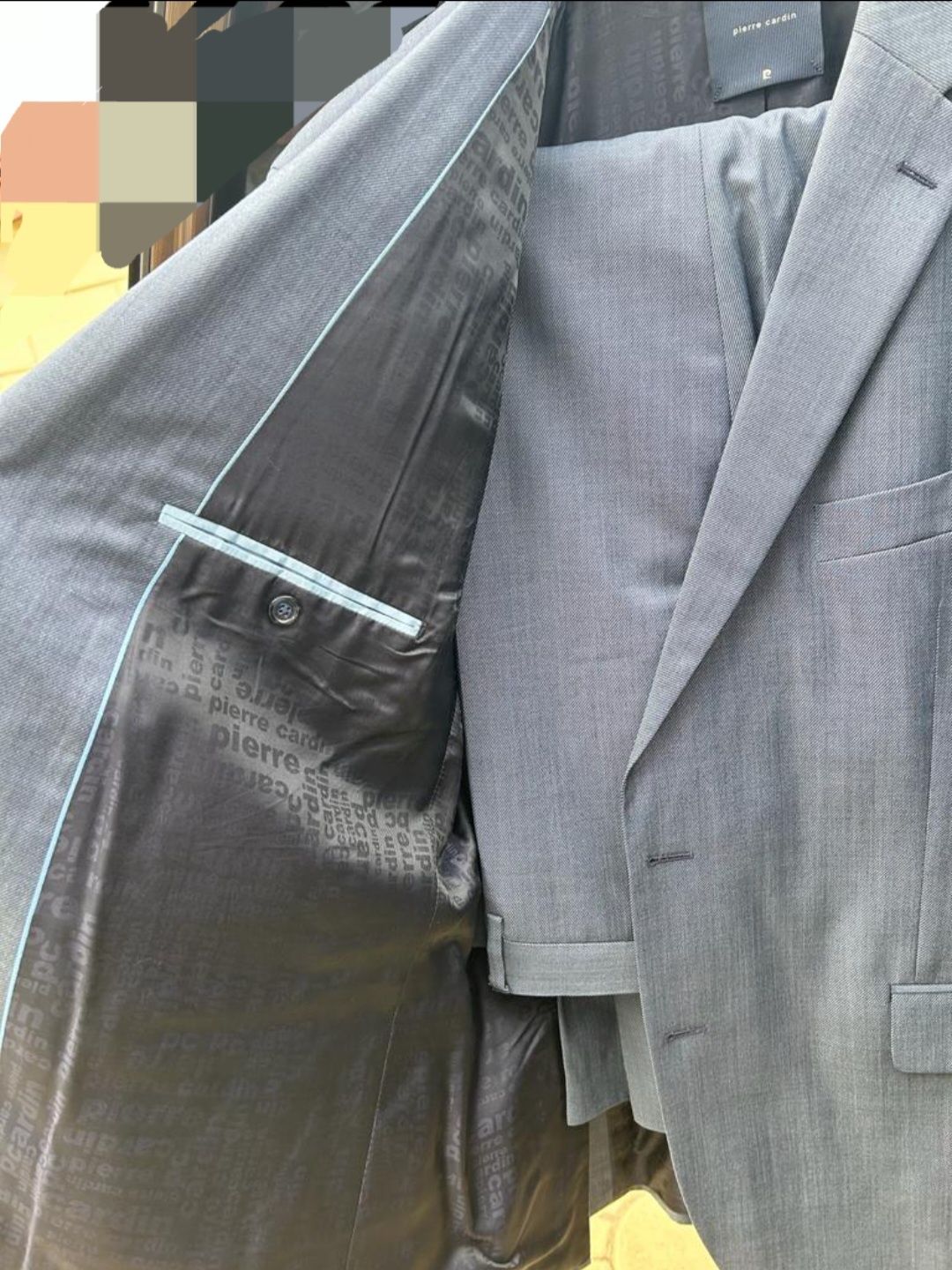 Costum elegant Pierre Cardin