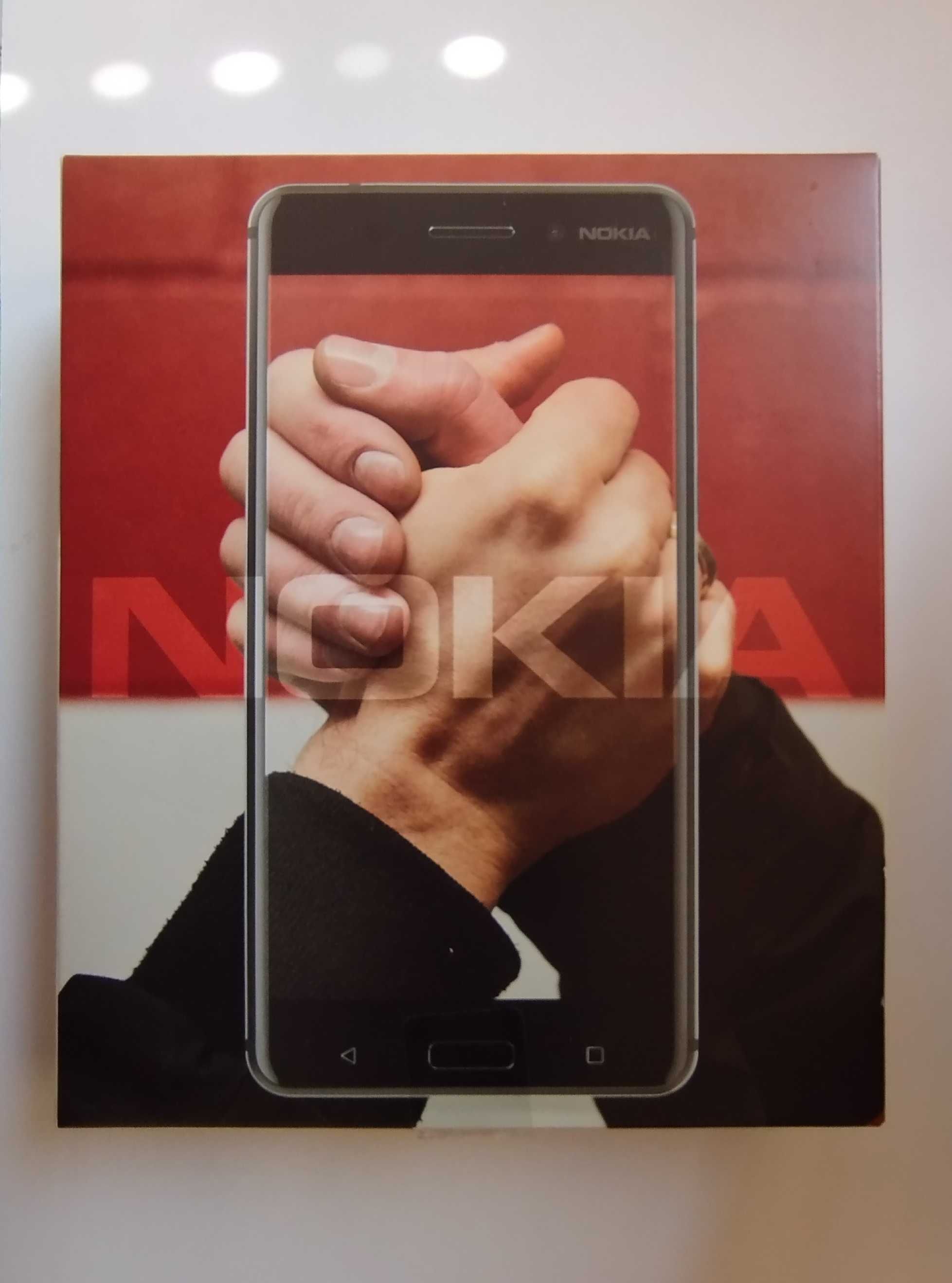 Nokia 6 в комплект със зарядно и слушалки