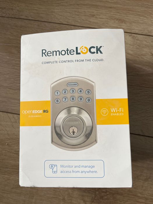 Incuietoare inteligenta WIFi noua in cutie