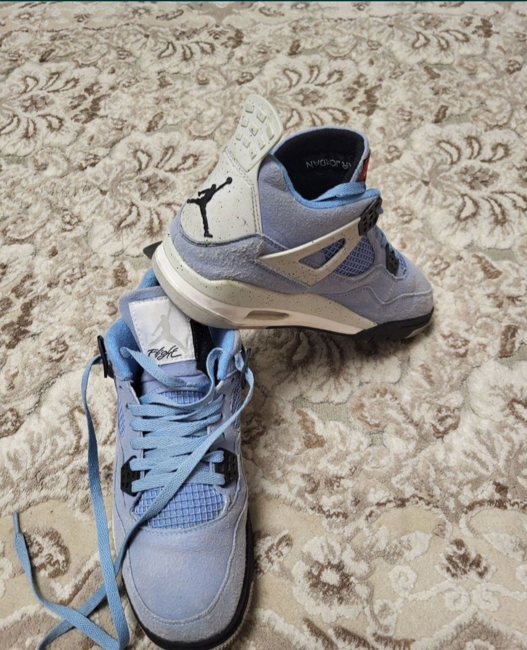 Jordan 4 air albastri