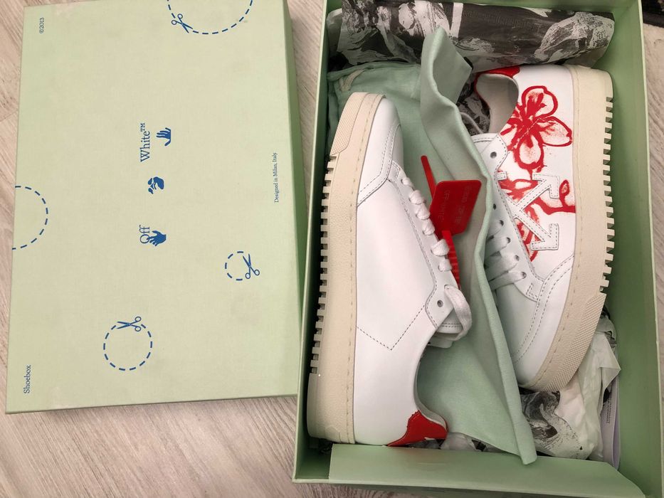 Off-White sneakers 39, originali, full box, retail 525 euro