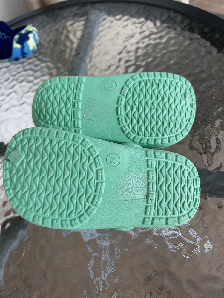 Sandale Adidas marimea 24 bonus papuci gratuit