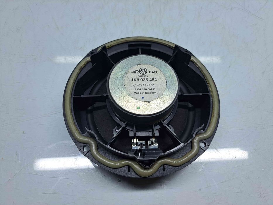 Boxa dreapta spate Volkswagen Golf 6 (5K1) [Fabr 2009-2013] 1K8035454
