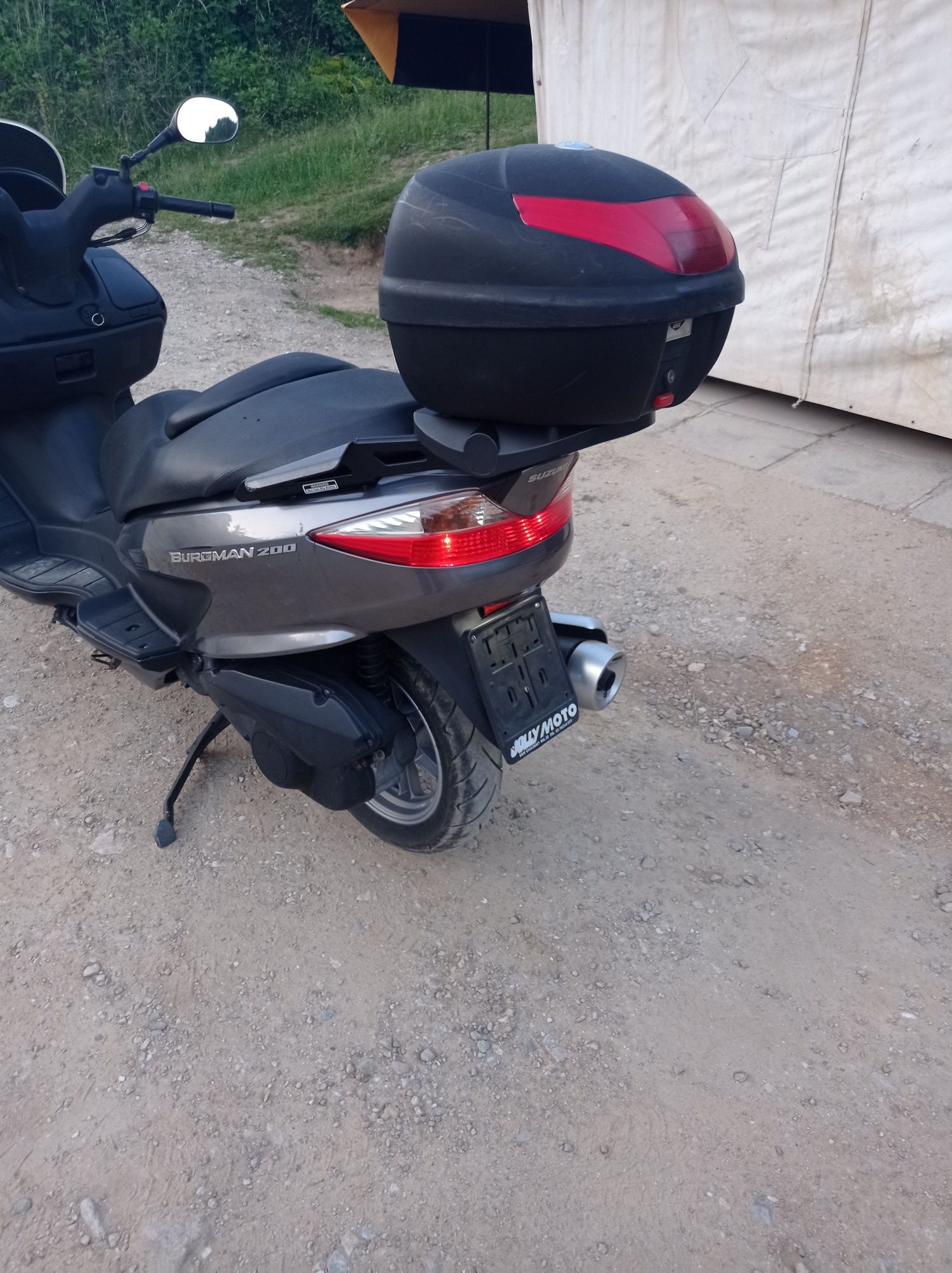Suzuki Burgman 200