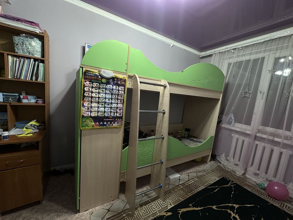 Продам 2-х ярусный кровать