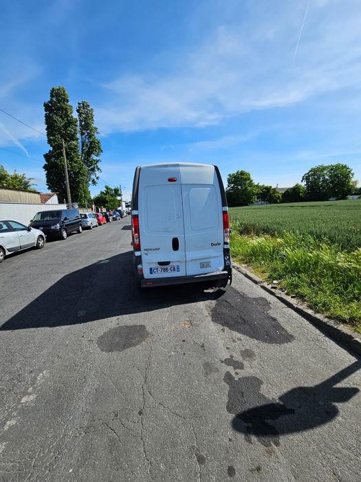 Renault trafic.