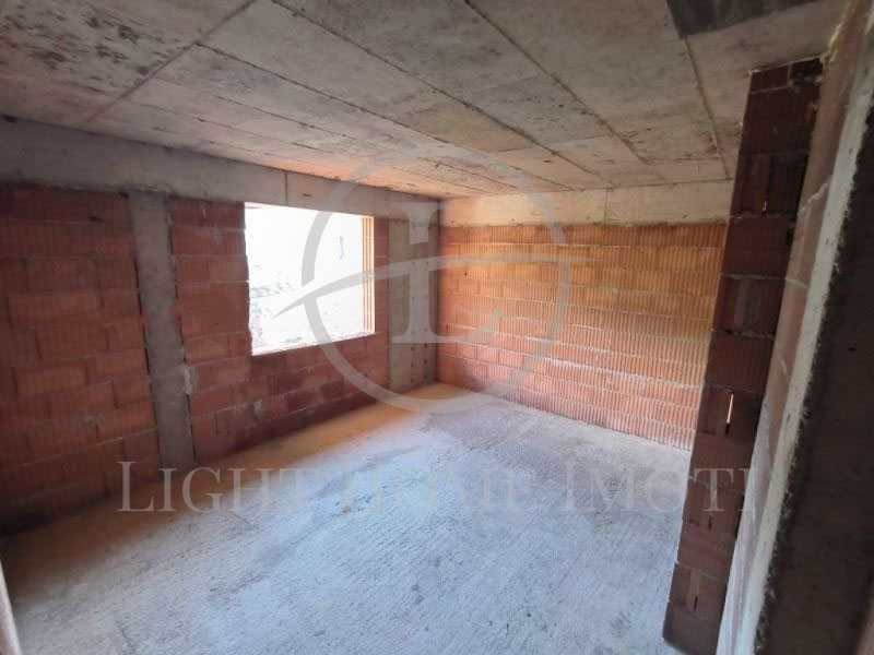 Продава се Къща в с. Марково, Област Пловдив - 293 кв.м за 628 €/кв.м - Снимка #2