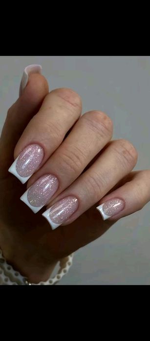 Маникюр-5000 тенге