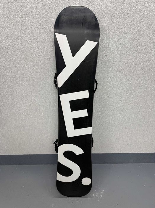 placa snowboard yes basic L146cm