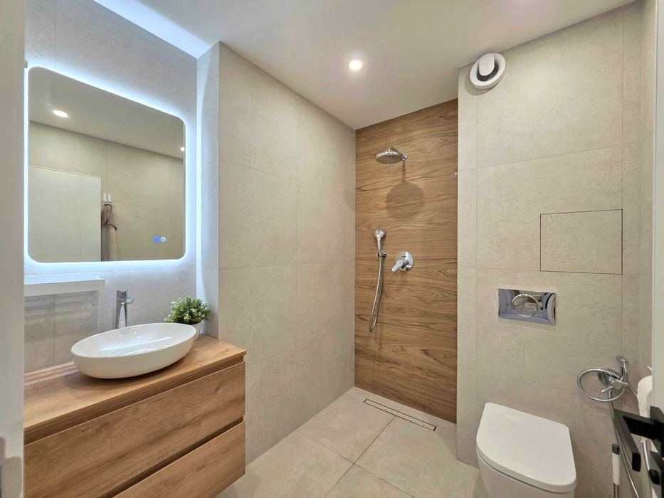 Продава се Двустаен апартамент в София, Люлин 5 - 65 кв.м за 4462 €/кв.м - Снимка #9