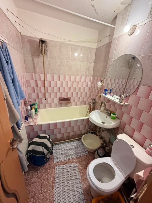 Vând apartament calea Galați