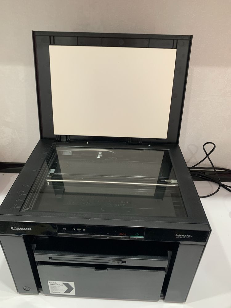 Принтер mf3010 в идяльном состоянии