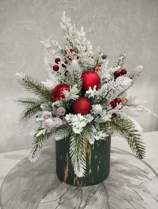 Продам .Новогодняя композиция.