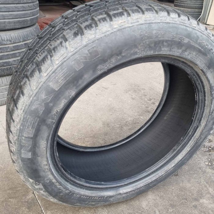 2 броя гуми NEXEN 215/55/17 зимни