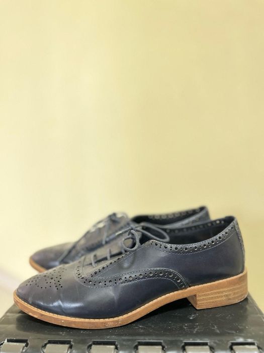 Школьные ботинки