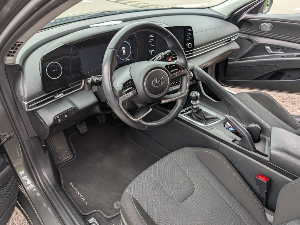 Hyundai Elantra 2023