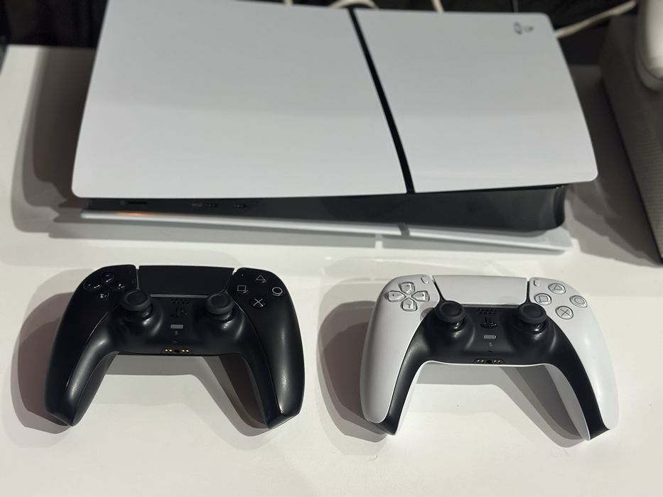 Ps5 slim 2 controllere