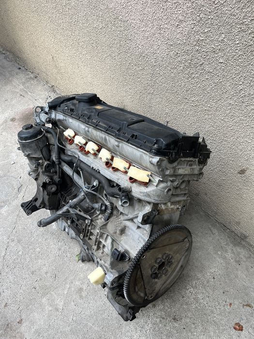 Двигатель M54B25 продам