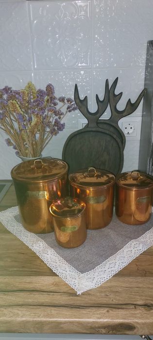 Продаю медные банки для сыпучих продуктов.