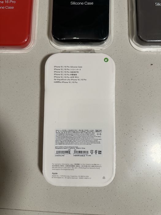 Husa Iphone 16 Pro Apple