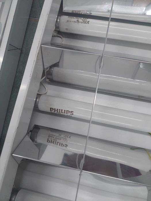 vand 4 buc corp lampa neon+neoane