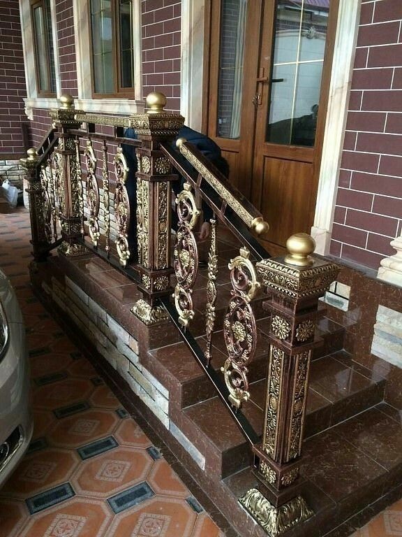 Решётки ,перилла и козырьки на заказ