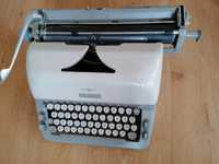 Mașina de scris Adler