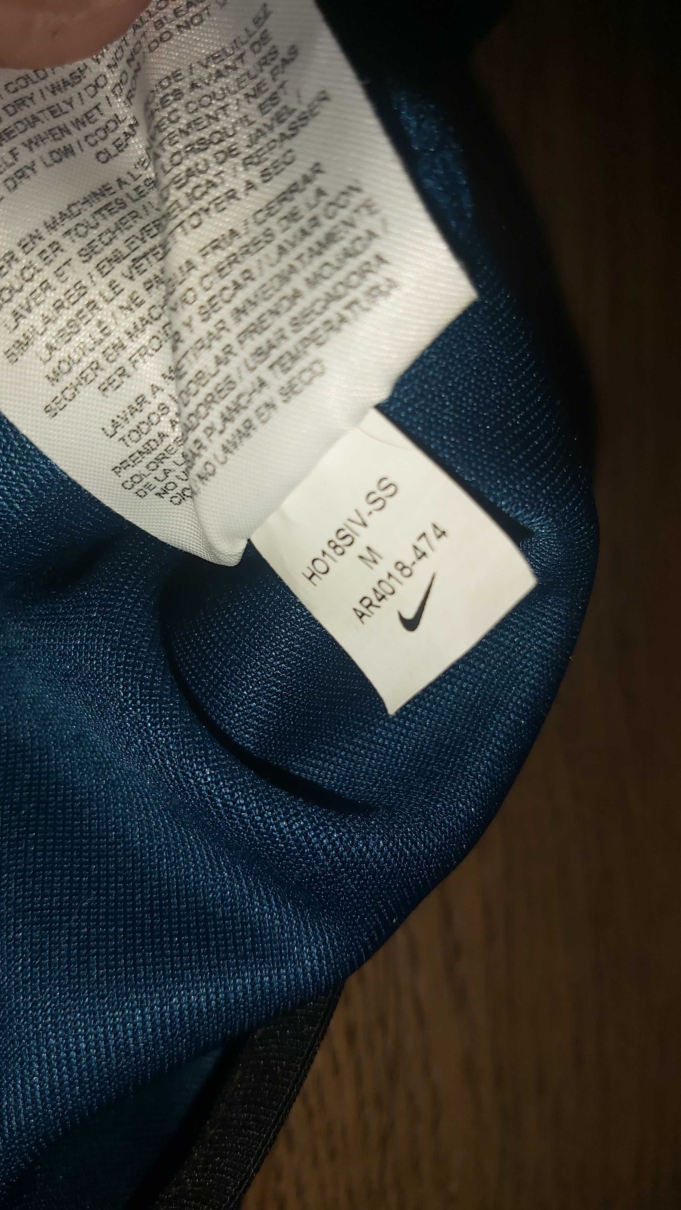 Nike Tech Fleece Windrunner - Размер М