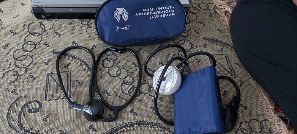 Прожам тонометр с грушей
