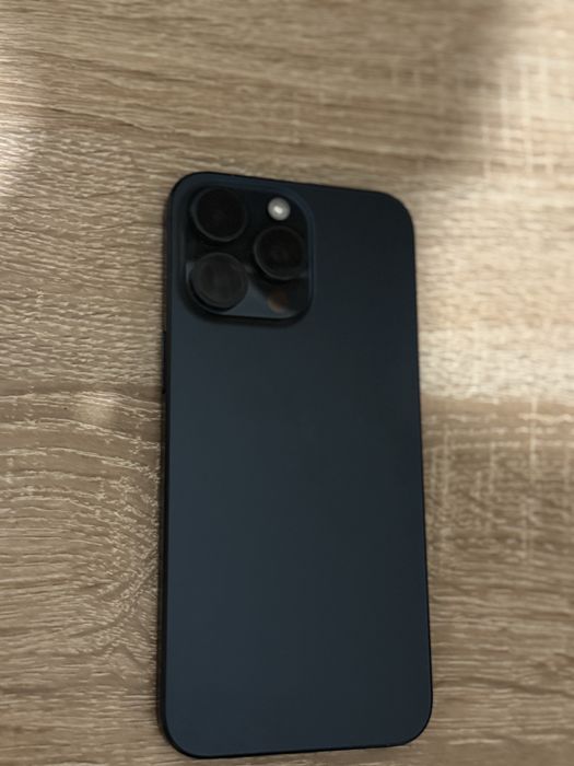 Продам Iphone 15 pro max