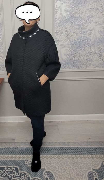 Продам куртку  интересный стильный куртку.