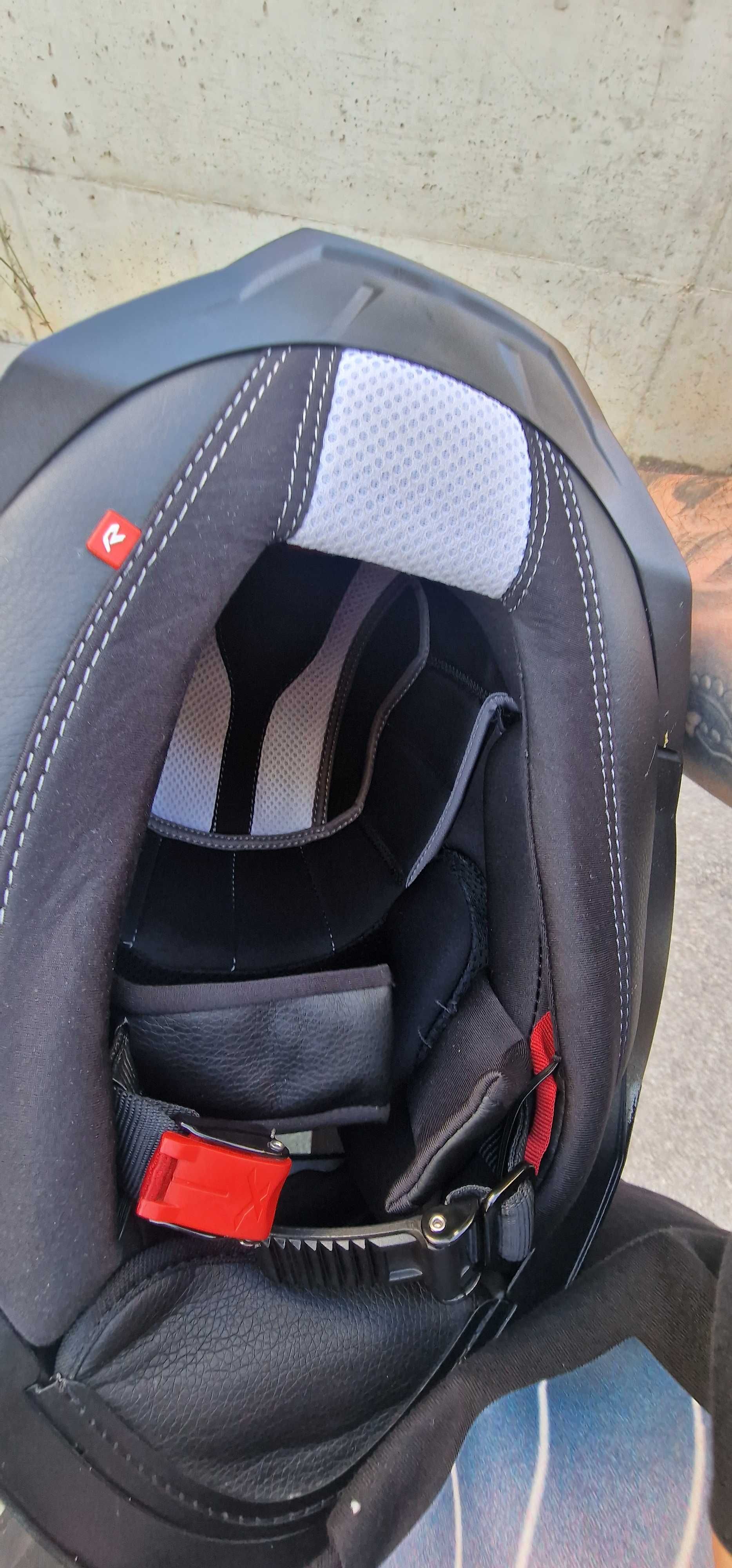 Каска Nexx Y100R