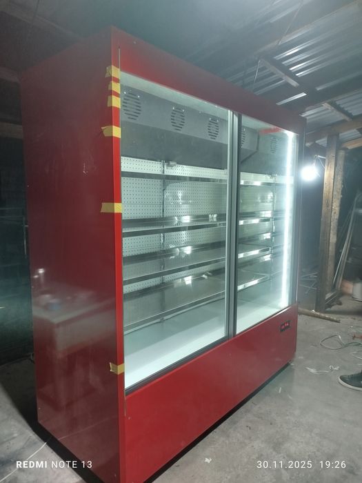витрина холодильник