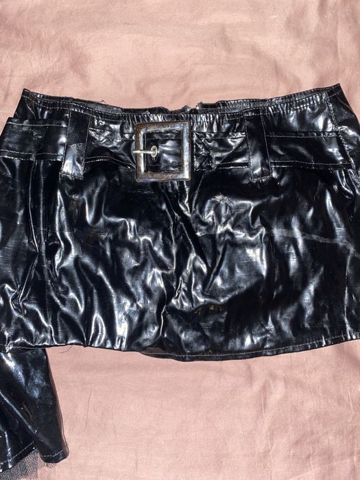 Лачени Поли и сценични горнища