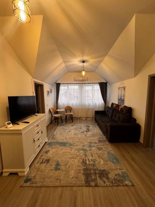 Inchiriez Apartamente