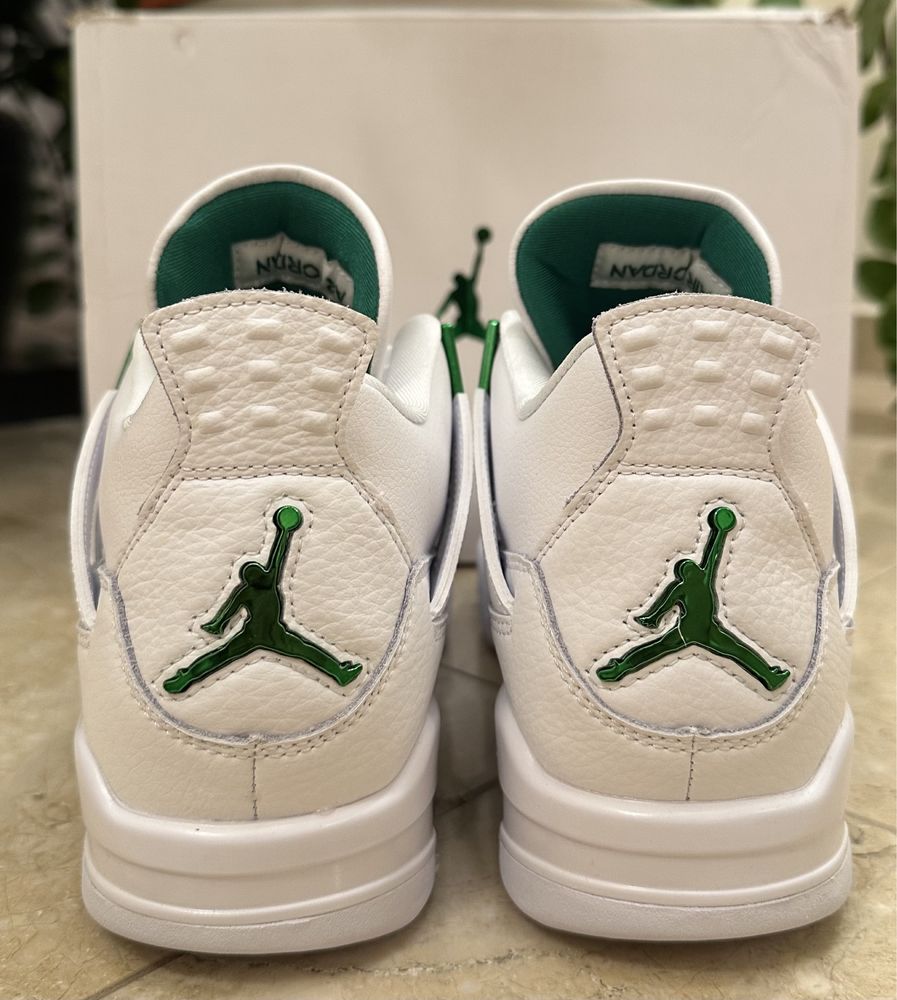 Jordan 4 Green Metallic - Marimea 42 - Lichidare de stoc