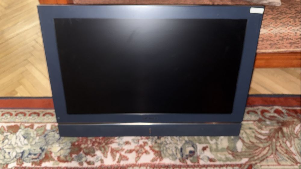 Vand televizor 80 cm la doar 70 lei numai astazi