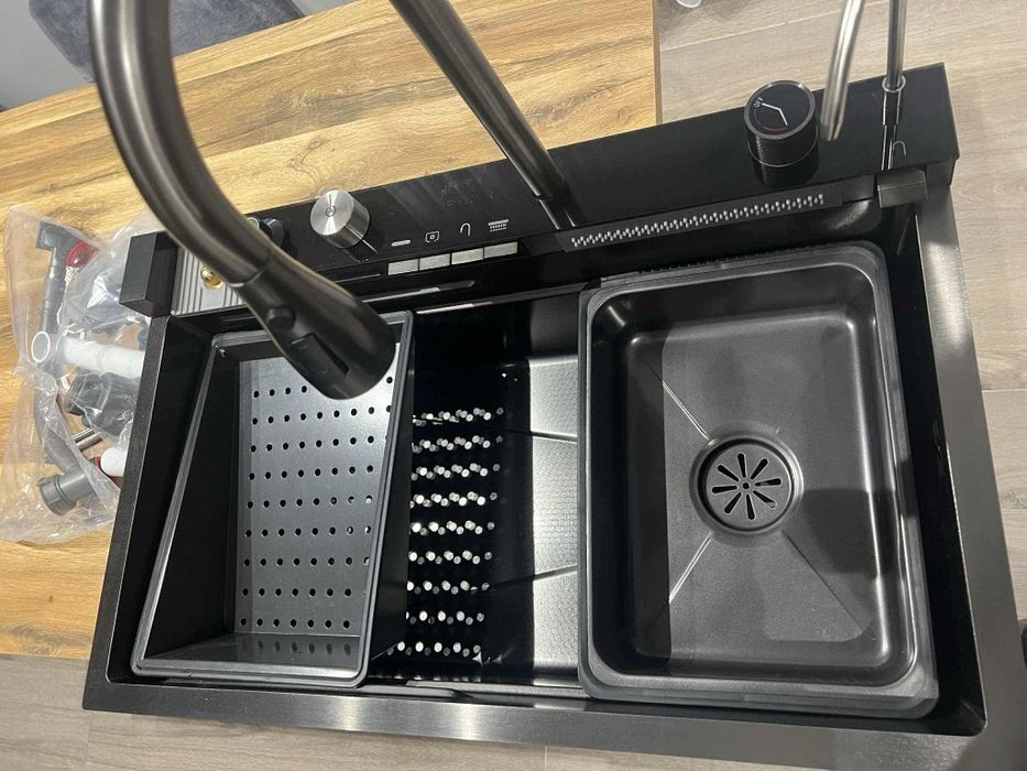 Chiuveta,bucatarieculoarea negru