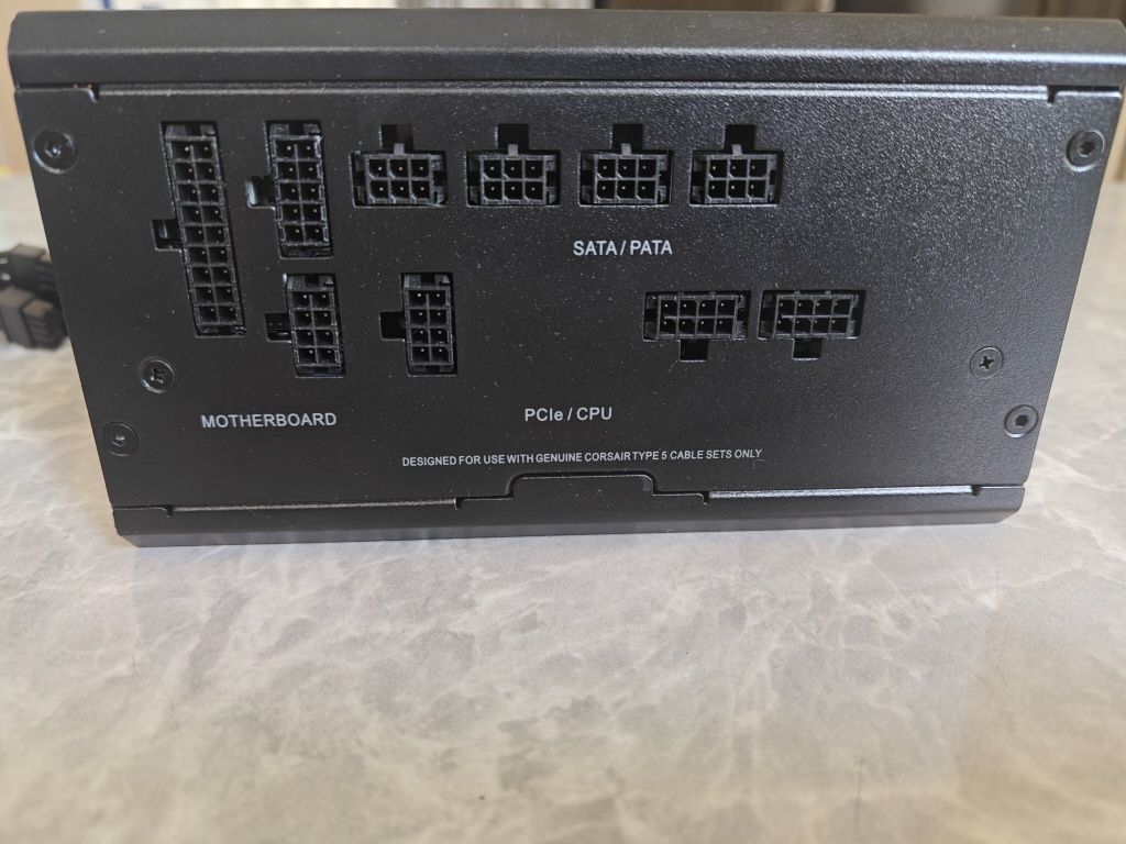 Блок питание Corsair Rm750X Shift