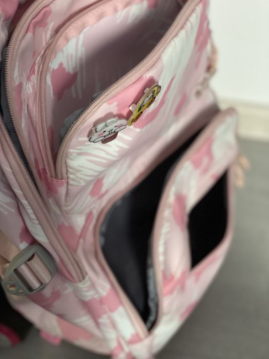 Ghiozdan cu troler cu 6 roti, pentru scari