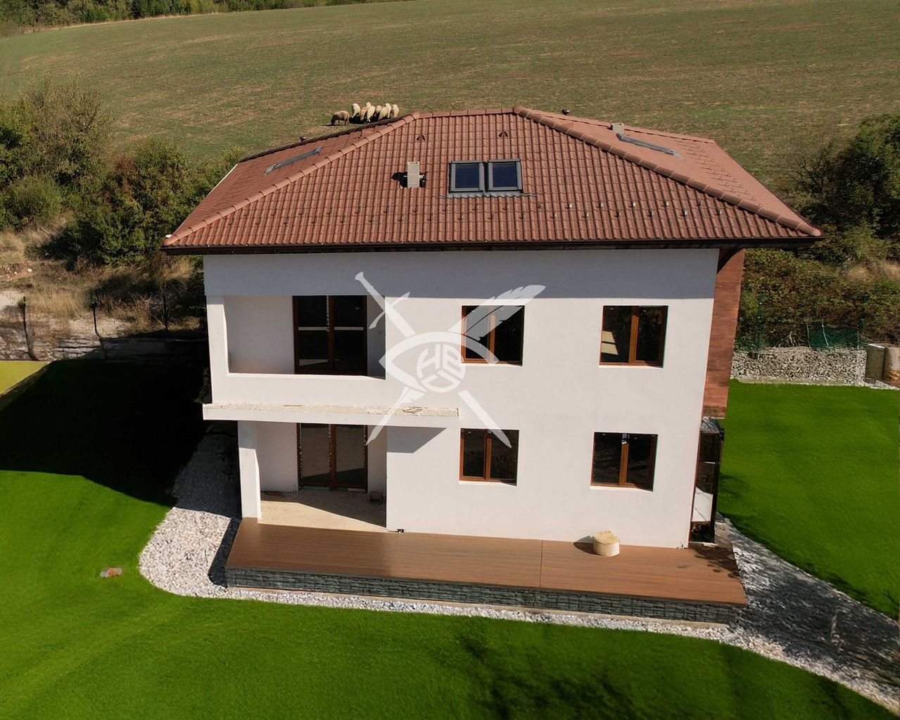 Продава се Къща в с. Старо село, Област Перник - 206 кв.м за 1093 €/кв.м - Снимка #2
