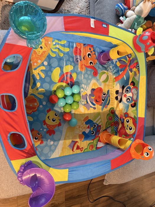 Playgro Активна гимнастика - басейн с 30 бр. топки