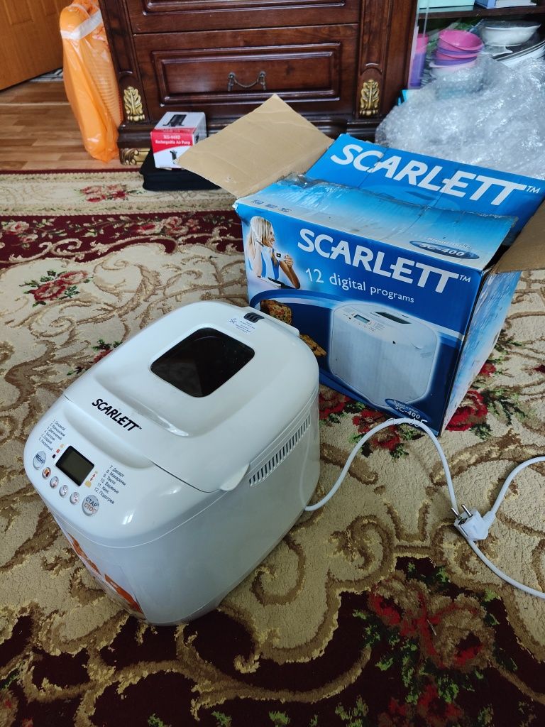 Продам хлебопечь Scarlet
