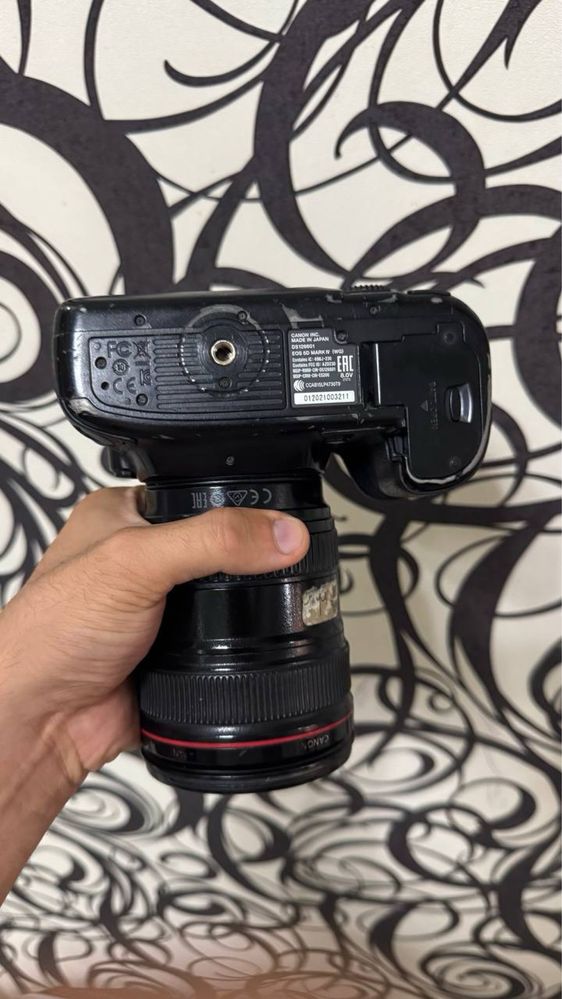 Canon EOS 5D mark IV